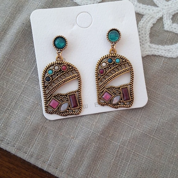 NEW Elegant Gold and Turquoise Multi Color Earrings - Picture 3 of 5